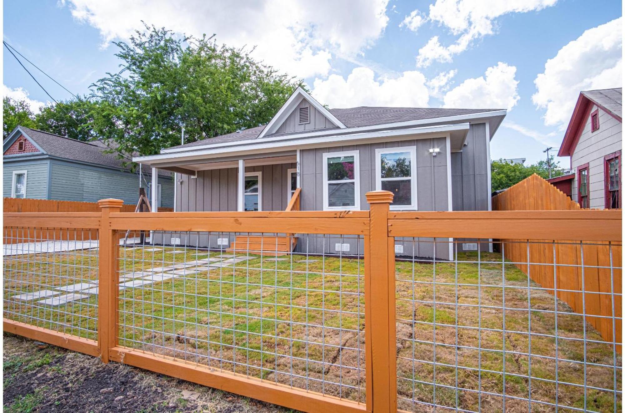 Seize The Moment 4Br3Ba Gem W Downtown Views Villa San Antonio Bagian luar foto